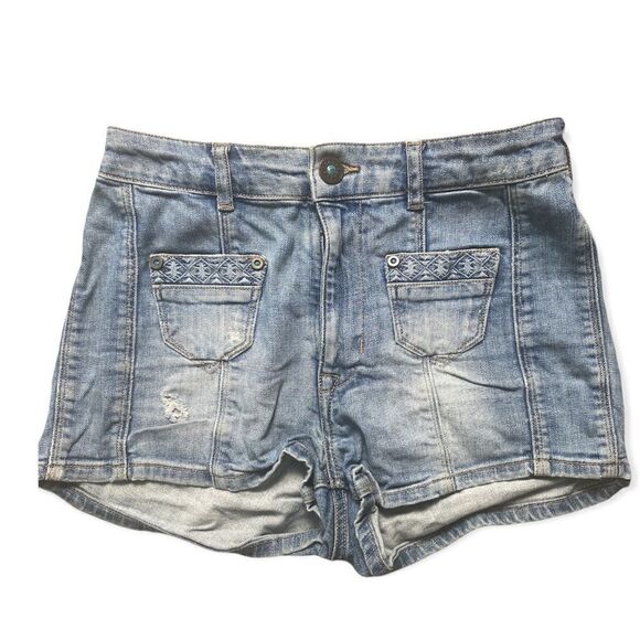 H&M SZ 6 semi-distressed high waisted denim shorts - Picture 1 of 3